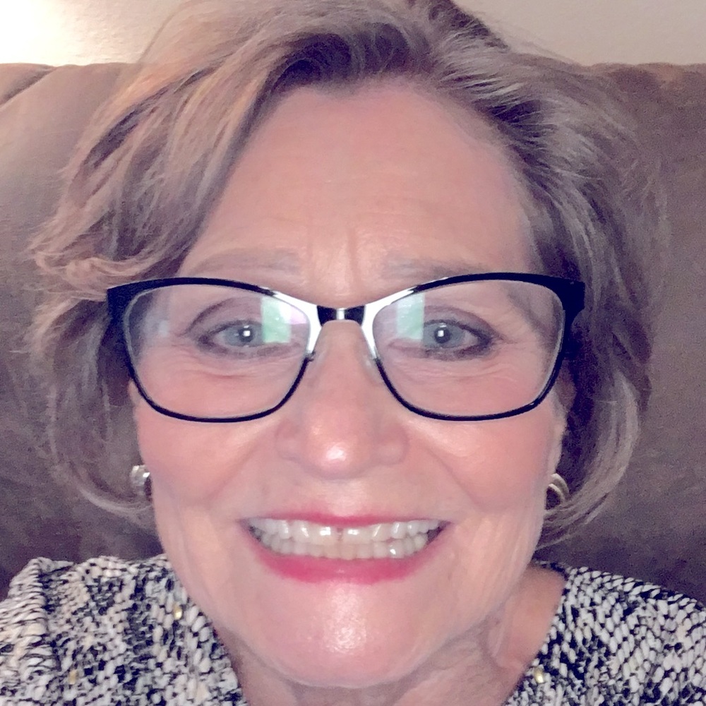 Meet your Posher, Paula